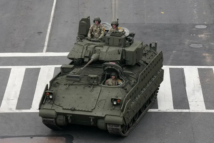 SUA s&#259;rb&#259;toresc 250 de ani de la &icirc;nfiin&#539;area armatei americane cu o parad&#259; militar&#259;. Ceremonia coincide cu ziua de na&#537;tere a pre&#537;edintelui Trump