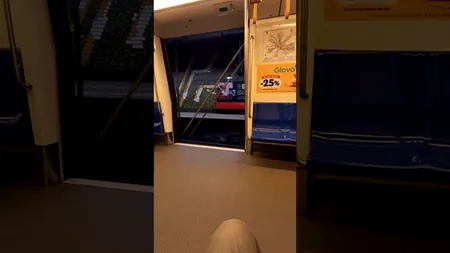 Incidente grave la METROU. Un TREN a mers cu ușile deschise pe Magistrala 1. La o zi după, o șină s-a rupt la Obor