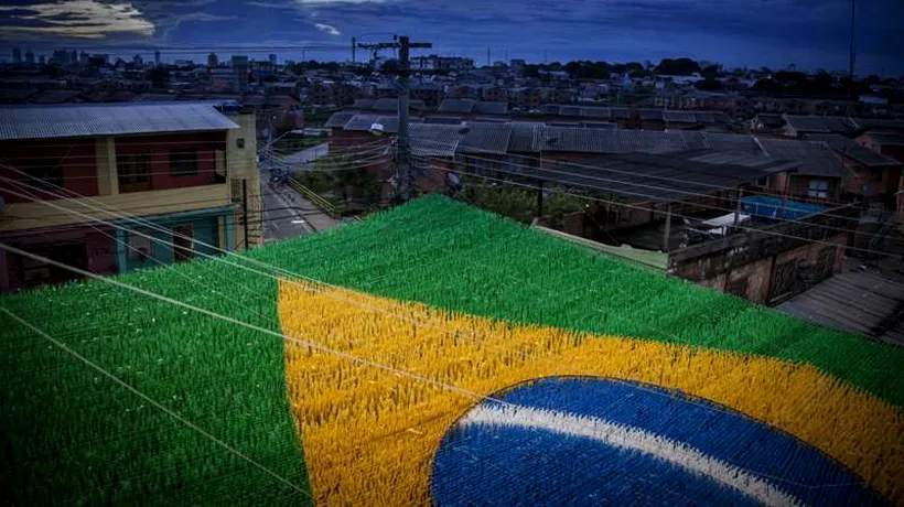 Cum arată orașul din mijlocul junglei braziliene în care vor avea loc câteva dintre meciurile de la Cupa Mondială din 2014 - GALERIE FOTO