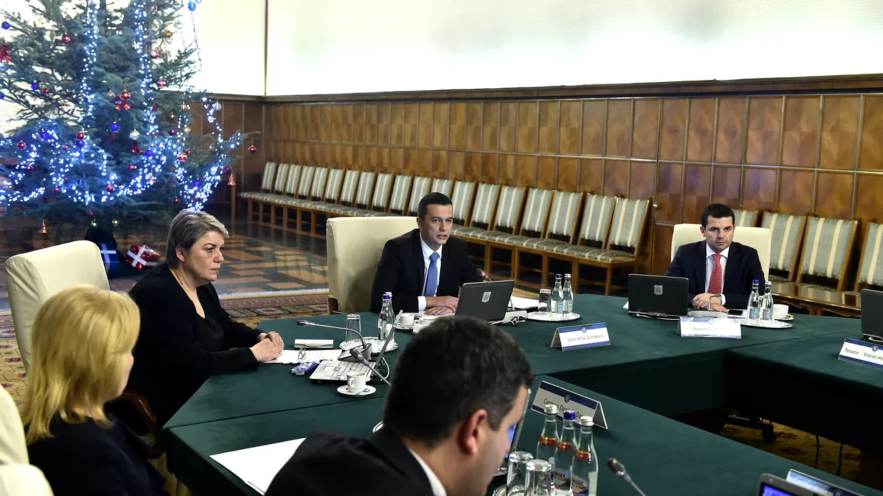 După mărirea salariilor și pensiilor, Guvernul pregătește IMPOZITAREA DIFERENȚIATĂ a veniturilor