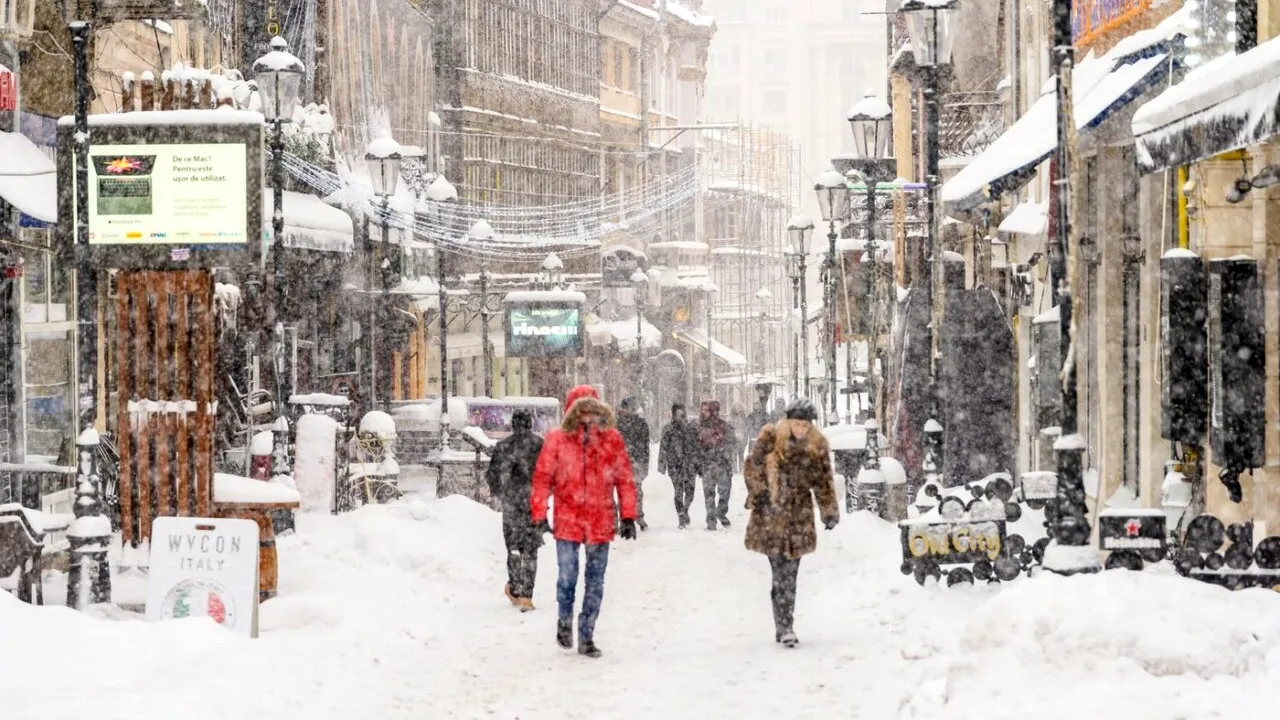 Prognoza METEO pentru următoarele 4 săptămâni. Cum va fi vremea de Crăciun și Revelion