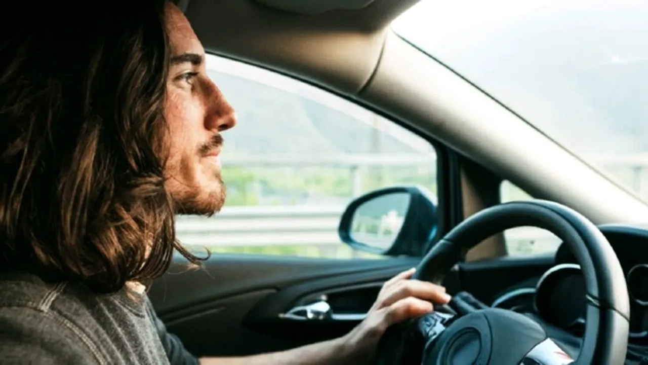 RCA și Casco cu 20% mai ieftine pentru șoferii din București și Ilfov care au certificat de conducere defensivă (P)