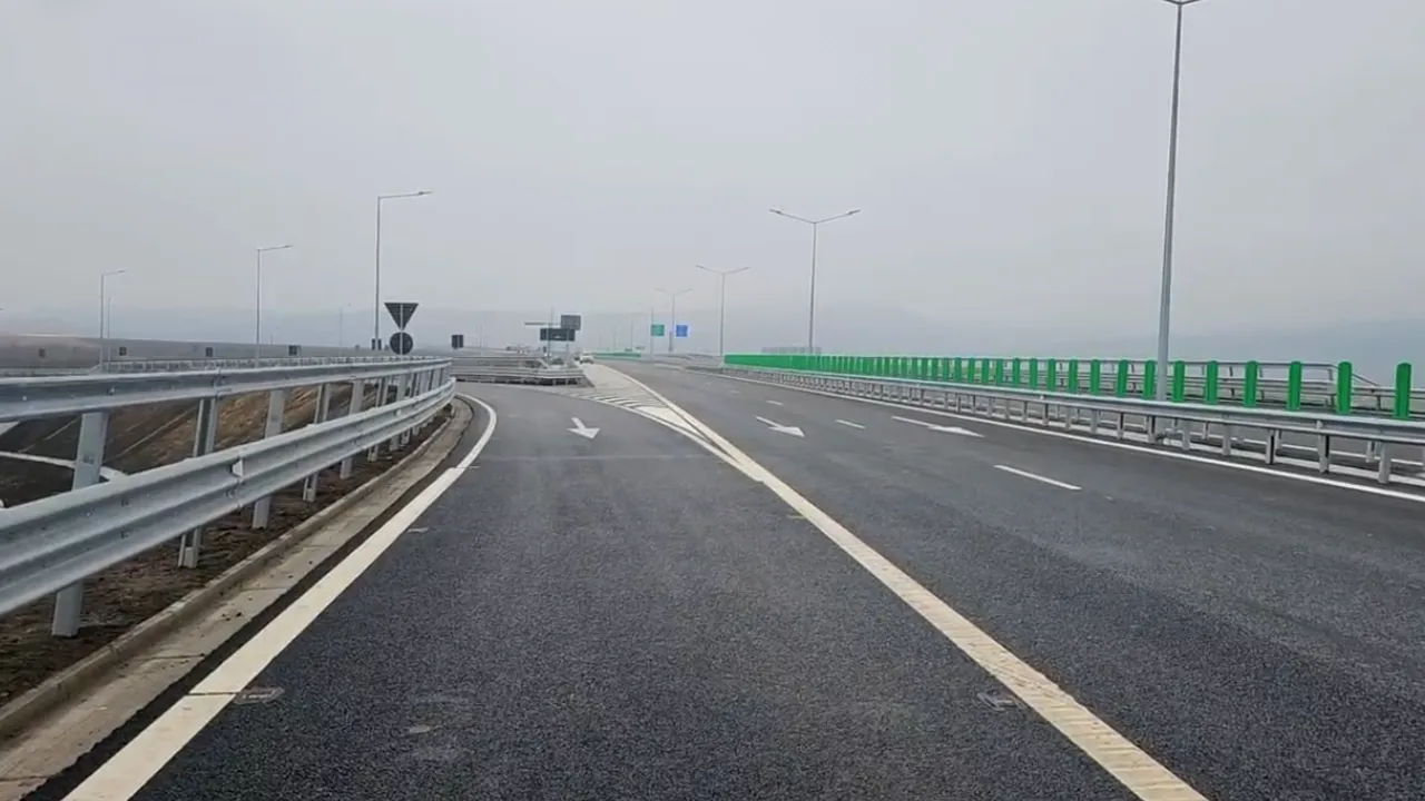 VIDEO | Un lot important de pe Autostrada Transilvaniei, A3, a fost deschis joi. Anunțul ministrului Sorin Grindeanu