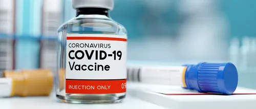 Vaccinul anticoronavirus produs de AstraZeneca și Oxford generează răspuns imun și la persoanele în vârstă! / Grupa care manifestă mai puține reacții adverse