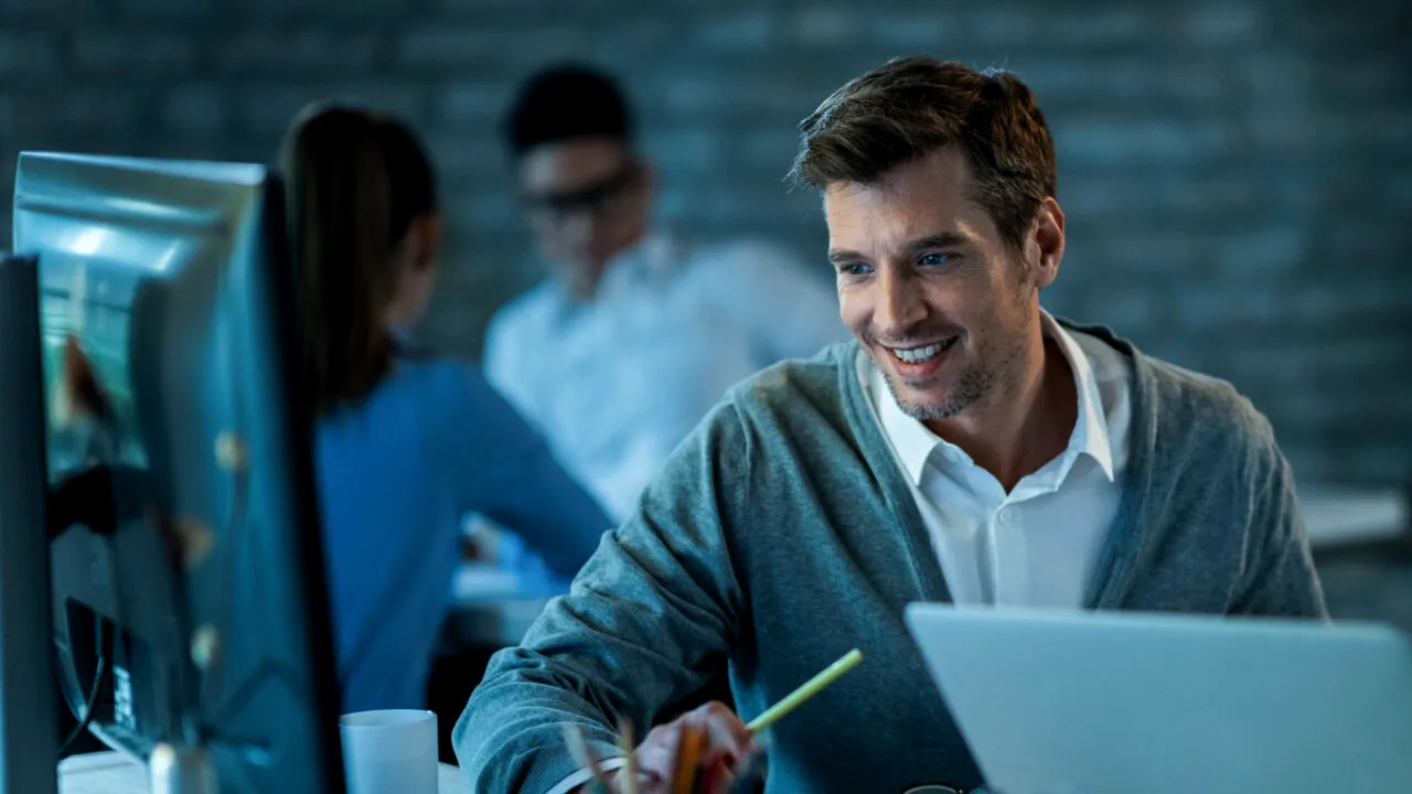 CNAS, în căutare de IT-iști. Salariul poate ajunge la 5.000 de euro net lunar