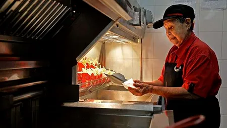 Povestea celui mai bătrân angajat al McDonald''s
