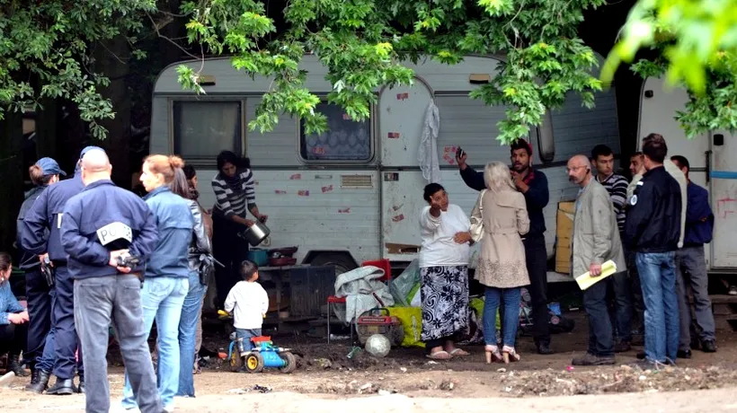 Comisia Europeană urmărește cu atenție expulzările romilor români din Franța