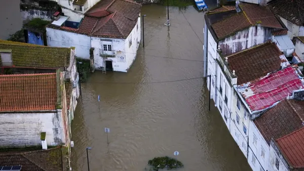 „Furtuna secolului” în Portugalia. Marta aduce ploi, ninsori și viscol puternic