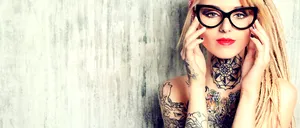 O tânără și-a tatuat tot corpul de la 19 la 27 ani. Acum nu-i mai plac tatuajele: „Încă îl iubesc pe Harry Potter, dar nu-l mai vreau pe pielea mea”