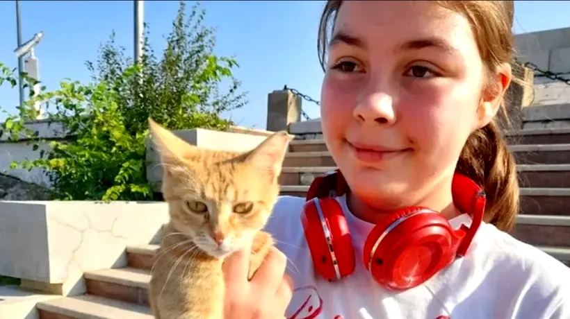 UPDATE: Denisa, fata de 14 ani care a dispărut după ce a citit cartea „Pisicile Războinice”, a fost GĂSITĂ, la sute de kilometri de casă. A plecat pentru a reface un traseu din poveste