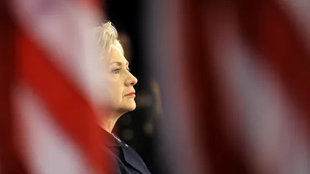 Hillary Clinton a părăsit ceremonia dedicată victimelor de la 9/11 după ce i s-a făcut rău