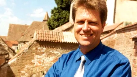 Ce făcea Klaus Iohannis la Revoluția din 1989: „I-am urât pe comuniști, nu i-am putut suferi. Au început să șuiere gloanțele, a fost straniu!”