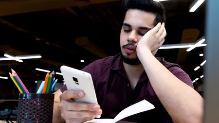 Un bărbat a găsit în tableta nevestei lui un folder secret intitulat 