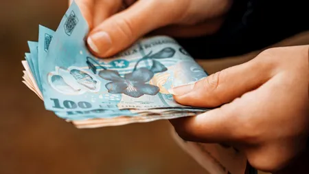 ANALIZĂ| Cât de scumpă e viața în București față de Londra, Paris, Berlin. Românii dau mai puțin pe mâncare și transport, dar au salarii mult mai mici