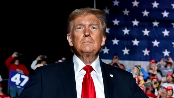 Reacția lui Trump, după eșecul delegației americane la negocierile din Pakistan: „Marina SUA va bloca Strâmtoarea Ormuz“