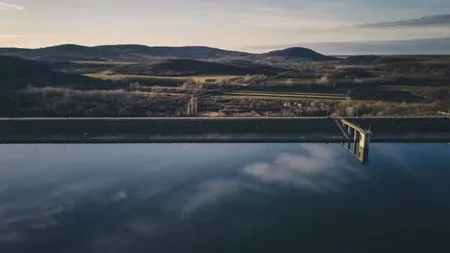 Lacul din România care ar putea dispărea complet în următorii ani. A secat mai mult de jumătate: ”Acum este la mila naturii”