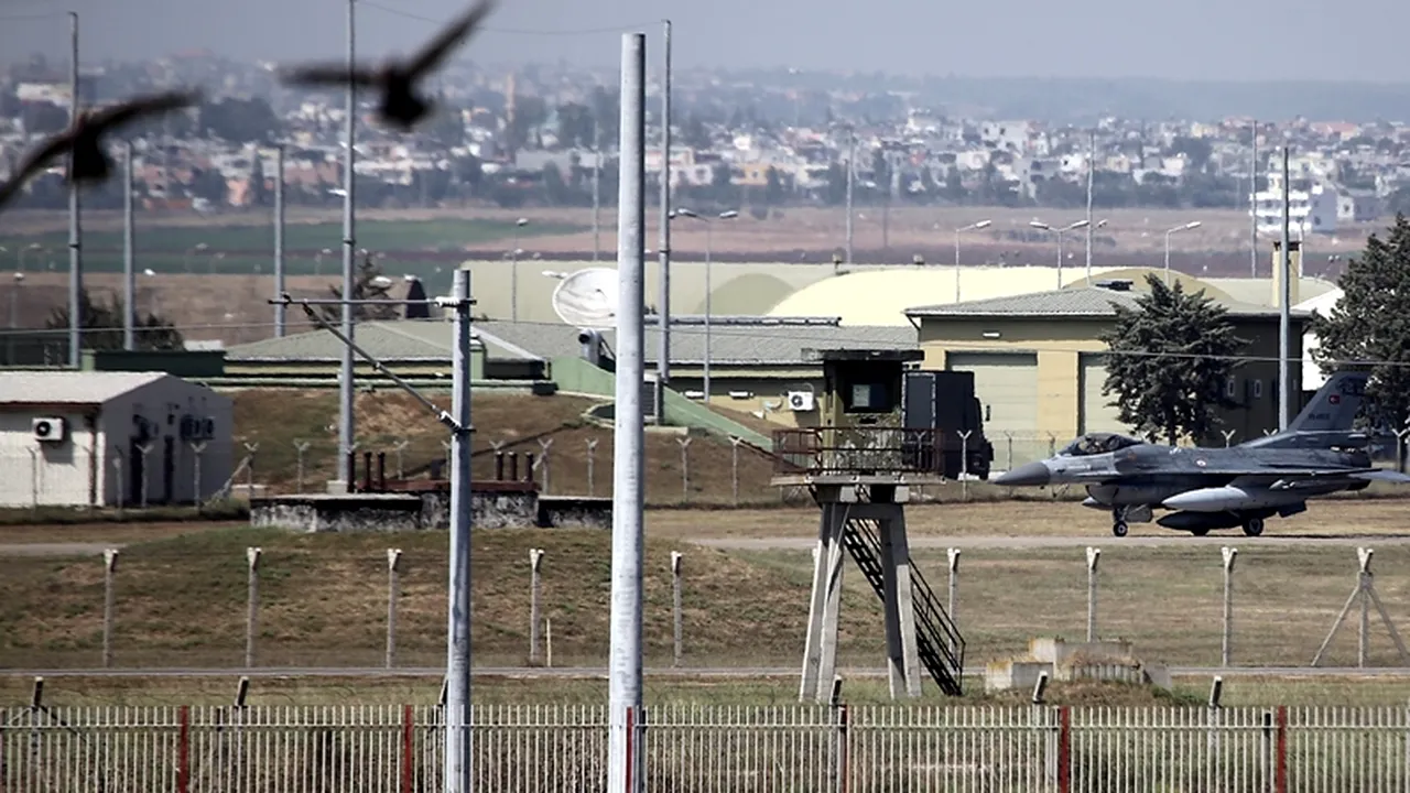 Șeful Statului Major al SUA, la Incirlik. Prima vizită după lovitura de stat eșuată
