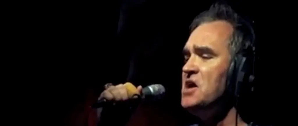 Cântărețul britanic Morrissey, spitalizat din cauza unei infecții urinare