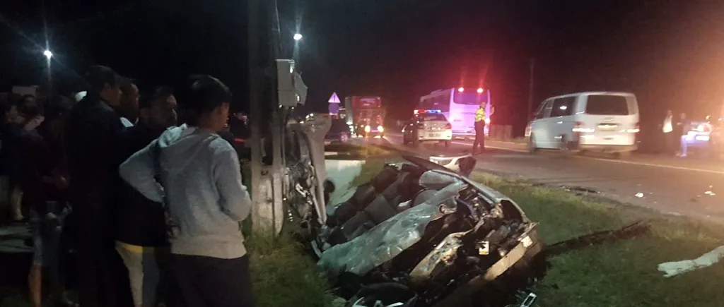 Accident la Schitu Golești, Argeș. Un autoturism a acroșat un autobuz: un morti și doi răniți