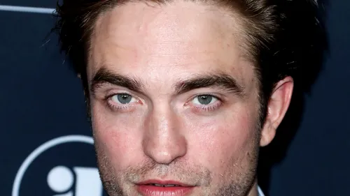 Actorul Robert Pattinson, infectat cu COVID-19. Ce se întâmplă cu filmările pentru „Batman”
