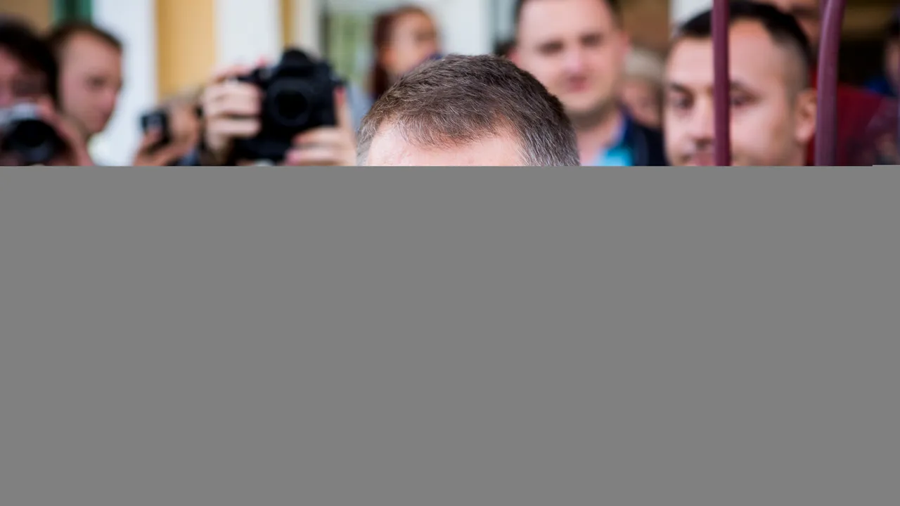 Iohannis: „Dragi români, ați fost niște eroi astăzi. Votul a decurs fenomenal