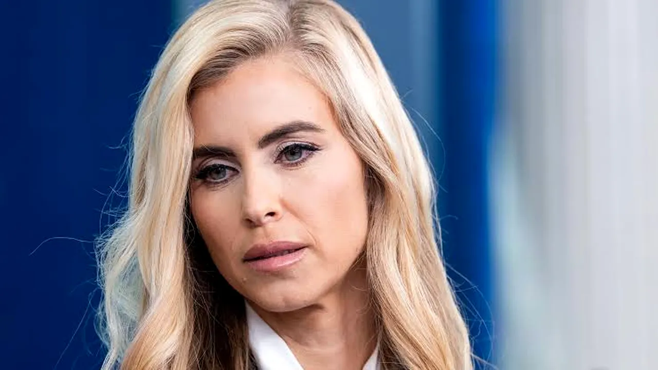 Record absolut la Casa Albă. Ultima purtătoare de cuvânt a lui Trump a rezistat doar 5 zile în funcție. A plecat cu scandal, după o serie de gafe, declarații și momente care au scandalizat America