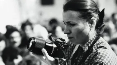 DOLIU în presa din România. A murit Codruţa Semănaru, unul dintre cei mai buni fotoreporteri români