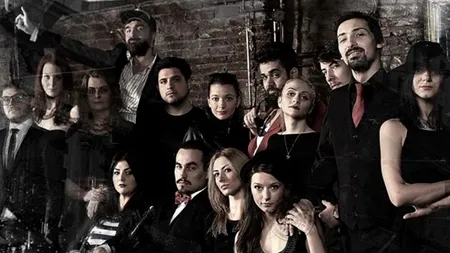 Teatrul În Culise sărbătorește trei ani de activitate în 12 zile 