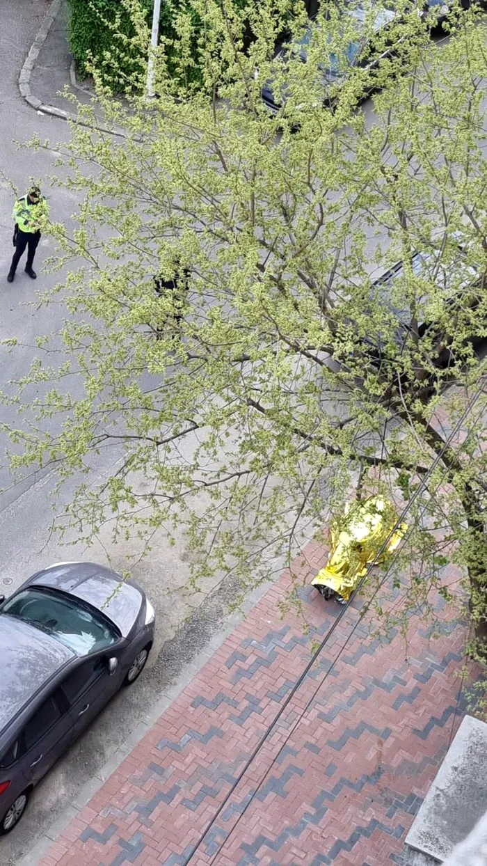 Doctorița care s-a sinucis azi-dimineață în București era fiica pilotului aeronavei lui Ceaușescu. Filmul complet al tragediei