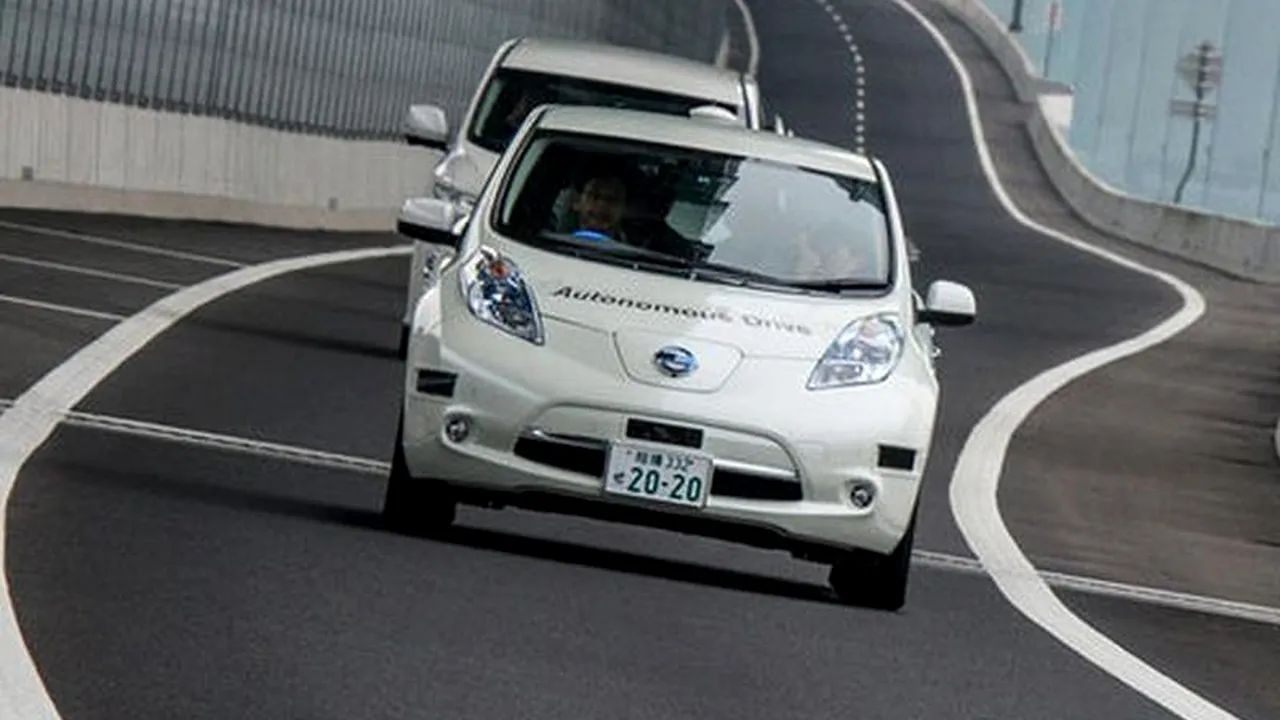 Cel mai popular automobil electric din lume se conduce singur, schimbă benzile și face depășiri. Din păcate, se află în stadiu de concept
