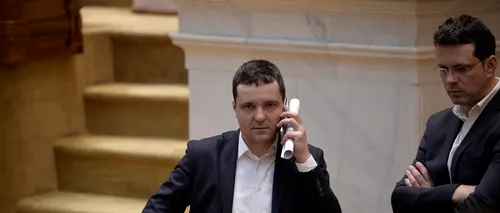Vlase și Drăghici, de la PSD, discuție cu Nicușor Dan pe holul Parlamentului: Vrei să ajungem ca Ucraina?