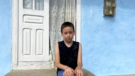 Povestea lui Cristian, băiatul de 9 ani care a învățat singur engleza și a ajuns un geniu în matematică