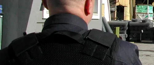 Un jandarm constănțean a imobilizat un bărbat care amenințase cu un cuțit călătorii unui autobuz 