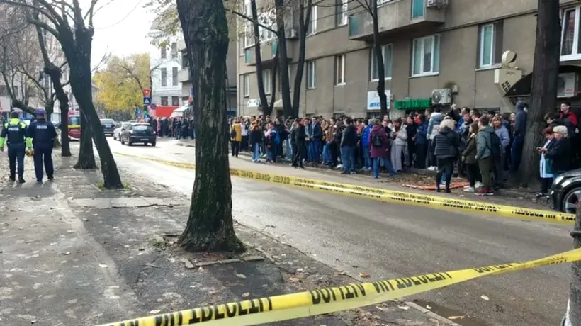 Amenințare cu bombă într-un liceu din Vaslui. Întreaga unitate de învățământ a fost evacuată