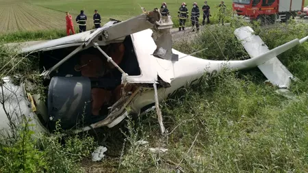 JUDEȚUL ALBA. Avion de mici dimensiuni, aterizare forțată pe un câmp / Care e starea pilotului