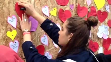 Reacția englezilor după ce magazinul unor români din Norwich a fost incendiat. Ce scria pe un banner uriaș 