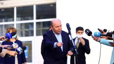 Traian Băsescu, după vot: „Eu îi sfătuiesc pe bucureșteni să dea un vot util pentru ei, să-l aleagă pe cel care poate schimba lucrurile în București”
