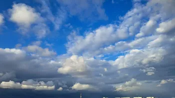 VREMEA de luni, 28 aprilie. Ploi slabe și vânt puternic în unele zone, iar maximele ajung până la 21 de grade Celsius