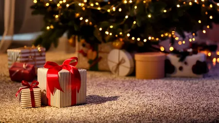 Studiu: Cinci din 10 români încep cumpărăturile cu o lună înainte de Sărbătorile de iarnă. Topul produselor de pe lista de cadouri