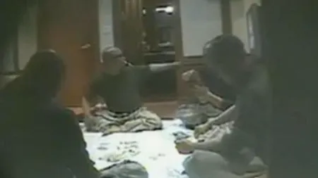 VIDEO. Șase călugări budiști au fost filmați când beau, fumau și jucau poker pe sume uriașe