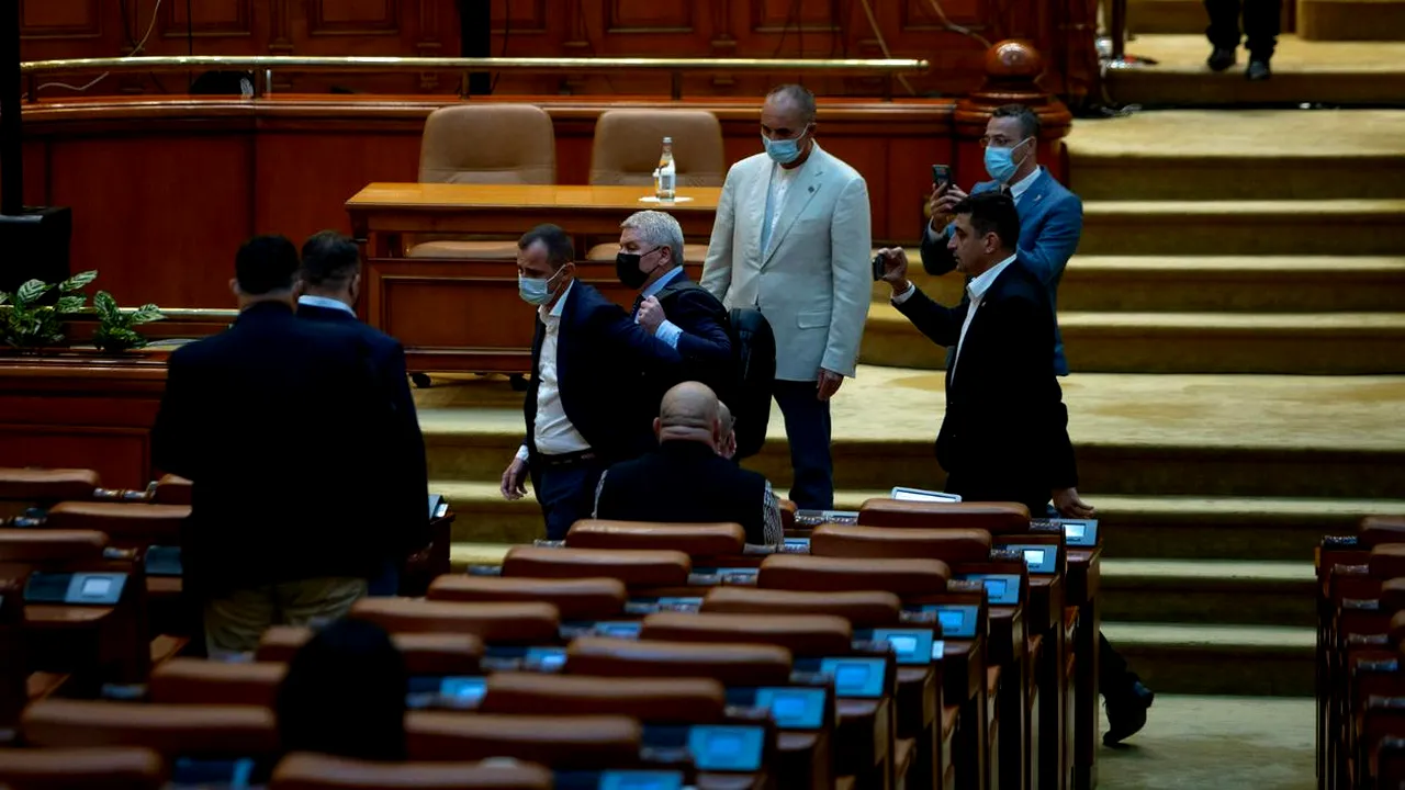 George Simion, despre circul din Parlament: Vreți să ne fie rușine de ce am făcut? Nu, eu sunt mândru