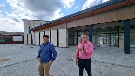 Primarul care și-a umilit fiica, filmând-o dezbrăcată, a rămas fără mandat după ce a fost condamnat definitiv