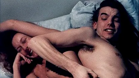 Studiu: despre ce mint bărbații în pat