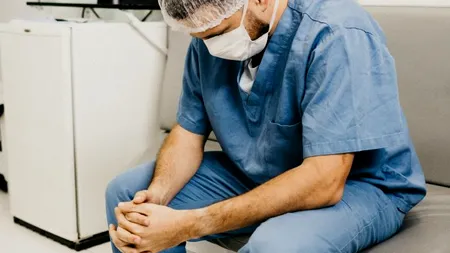 COVID-19. Este posibil ca medicii români să fie nevoiți să aleagă între cine trăiește și cine moare! / Arafat: Riscăm să ajungem în situația Italiei