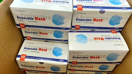 Vindeau măști fabricate în China etichetate cu „made in Austria”! Are legătură cu cel mai puternic om din stat!