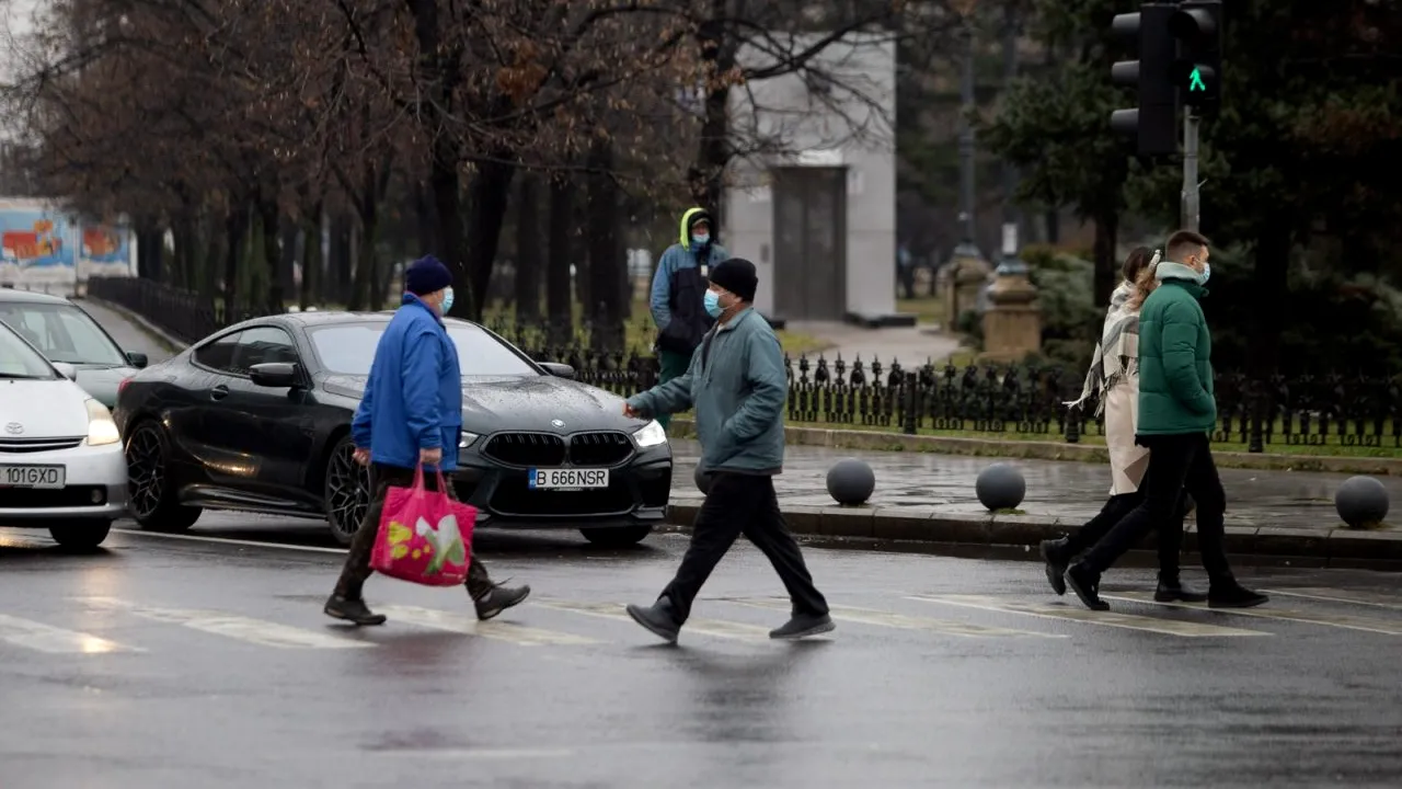 Incidență record în București. Rata de infectare depășește 18 cazuri la mia de locuitori. Toate județele din România sunt în scenariul roșu