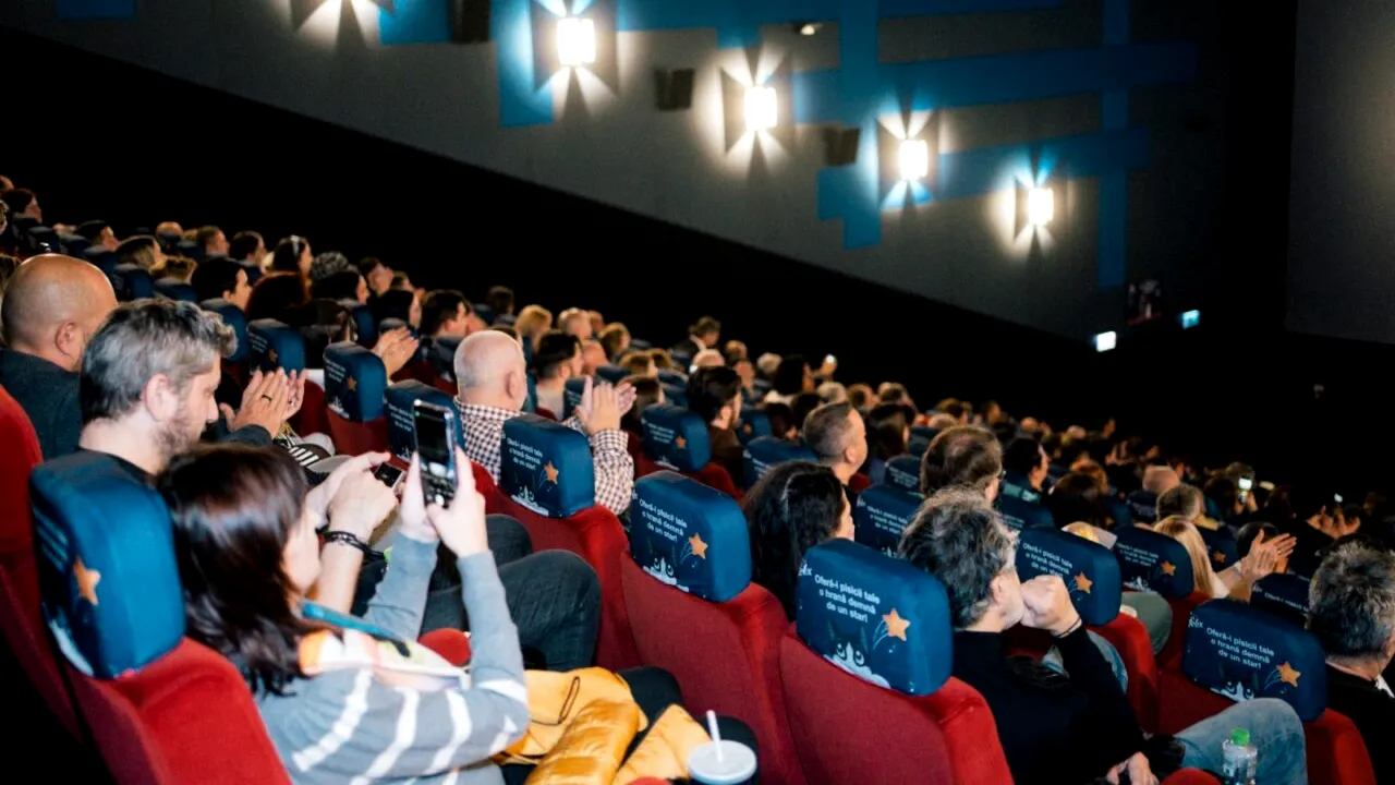 „Țăndări”, comedia regizată de Bogdan Naumovici, pe primul loc în box office