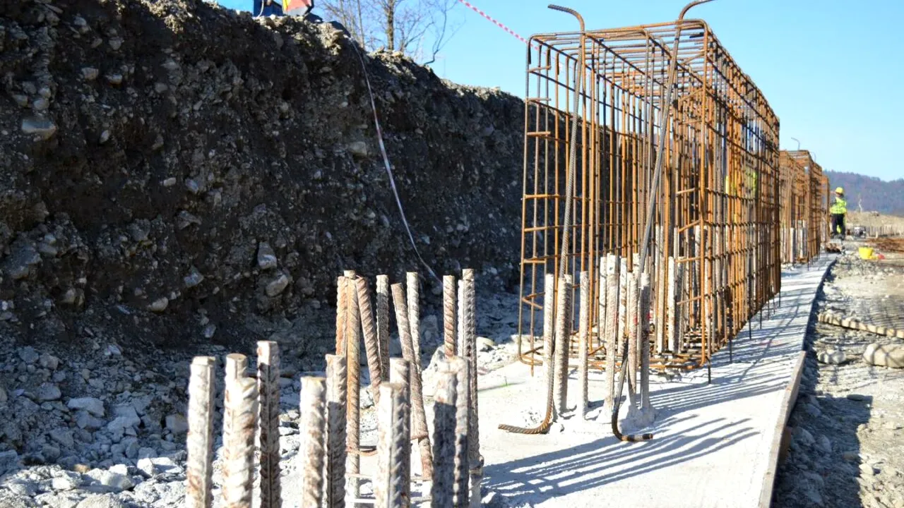 Scăpăm în sfârșit de aglomerația de pe Valea Prahovei? „Construcții Erbașu a ajuns la un stadiu de 12% la cinci luni de la debut”