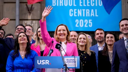 Elena Lasconi și-a depus CANDIDATURA la prezidențiale. USR anunță că a strâns peste 300.000 de semnături / „Doamne, ce vremuri trăim!”