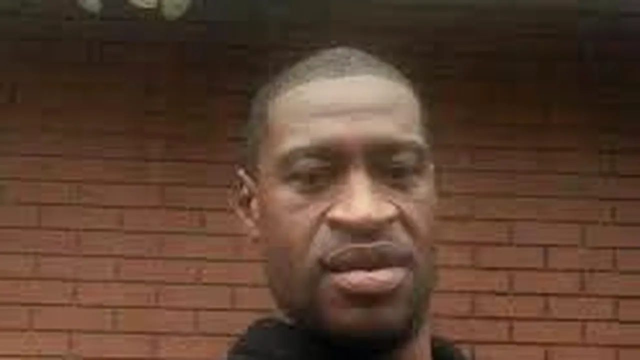 VIRAL. Câțiva adolescenți au batjocorit moartea lui George Floyd pe Snapchat și au fost arestați